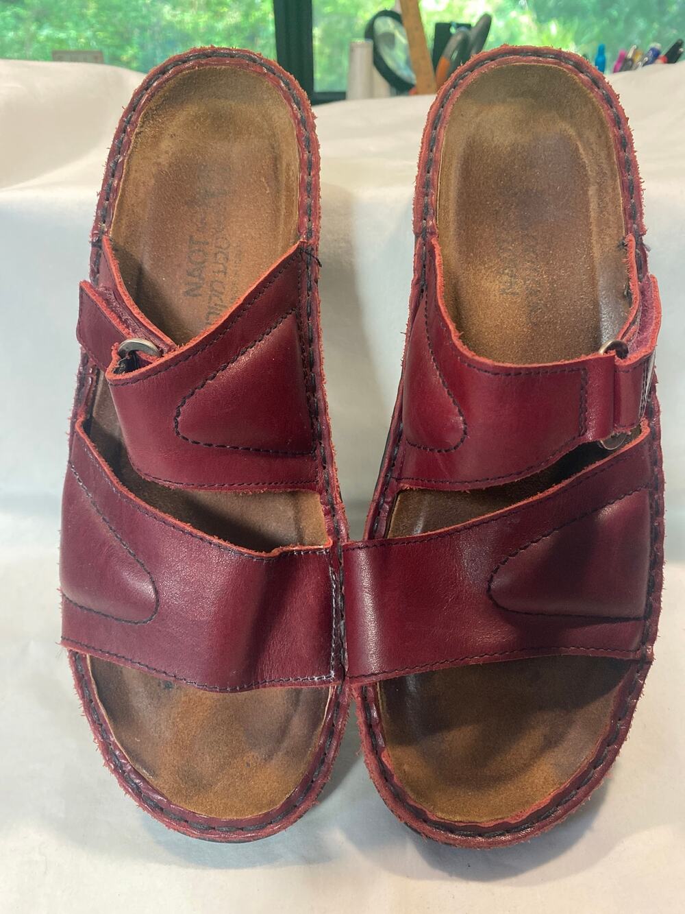 Naot Burgundy Leather Comfort Sandal Size EU 39 US 8-8.5